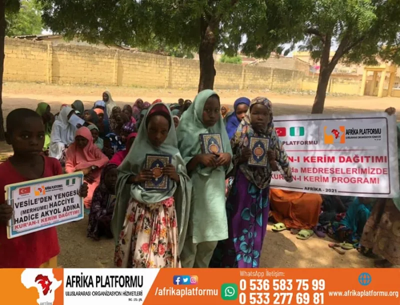 Be instrumental in the distribution of the Quran in Africa