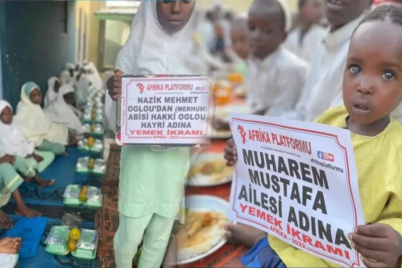 Afrika’da Yemek İkramı İle Umut Olun